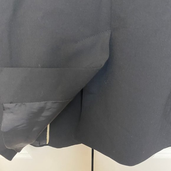 🎉Host Pick🎉 Gap Tuxedo Blazer Size 18 - Picture 12 of 14